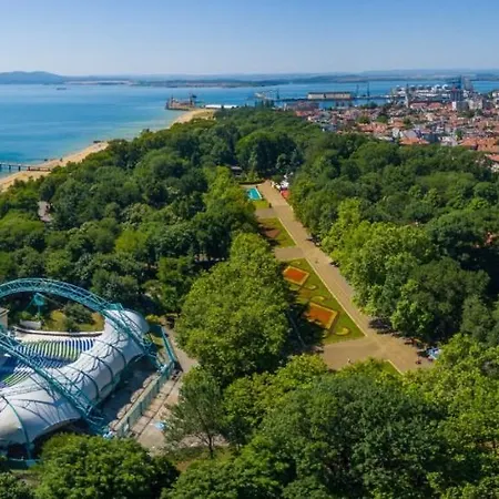 Apartment Beachfront Sea Garden Burgas