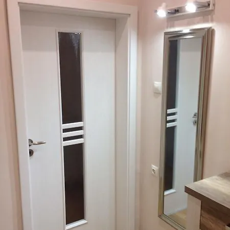 Beachfront Sea Garden Apartment Burgas