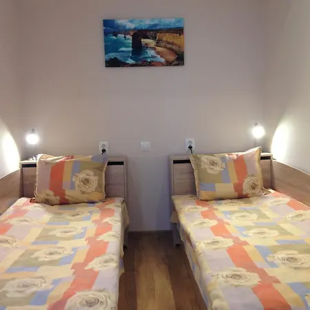 Apartman Beachfront Sea Garden *